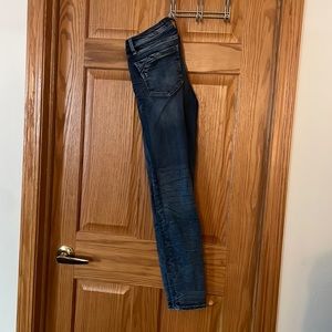 Buckle Black Size 26 dark wash skinny jeans